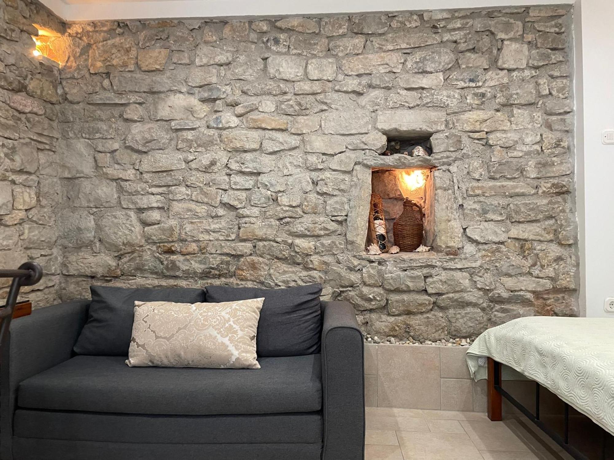 Apartman Pundinica Kaštela Eksteriør billede